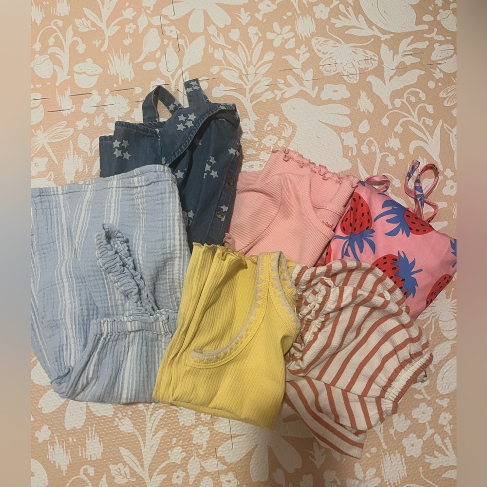 Assorted 3T girls clothing set